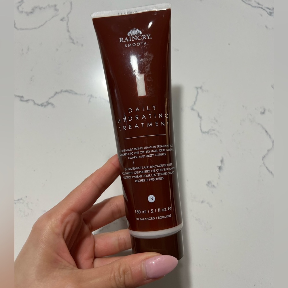 RAINCRY Smooth Daily Hydrating Treatment